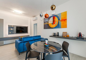 Tower View luxury apartment on the River Pisa